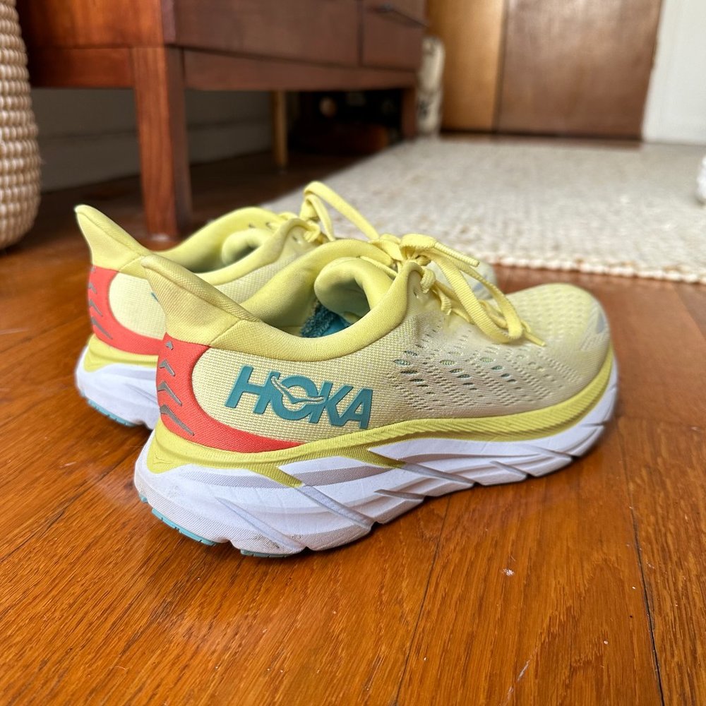 HOKA Clifton 8 Women's 7.5 B Yellow Pear Sweet Corn
